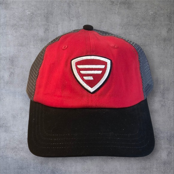 NWT Favorite Future Of Fishing Red And Black Mesh Adjustable Baseball Hat - Picture 1 of 6